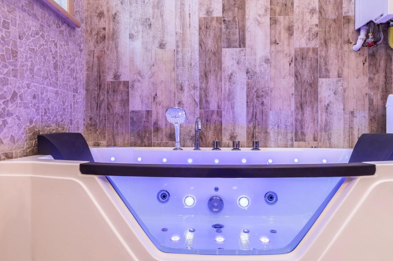 Bunia W Zakopanem Z Jacuzzi Lejlighed Eksteriør billede