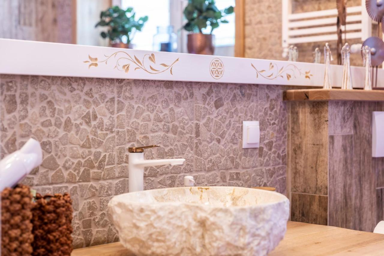 Bunia W Zakopanem Z Jacuzzi Lejlighed Eksteriør billede